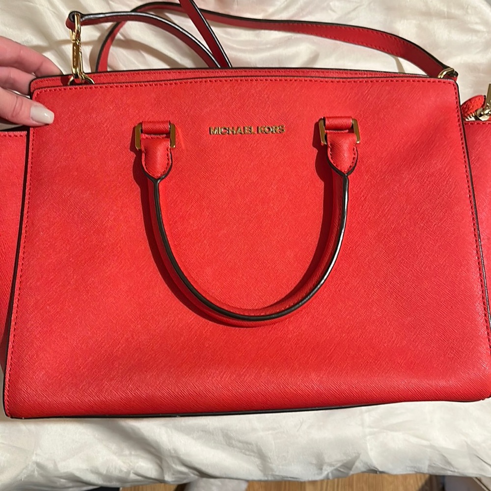Michael Kors bag. Great condition. Barely used. Always stored in dust bag.